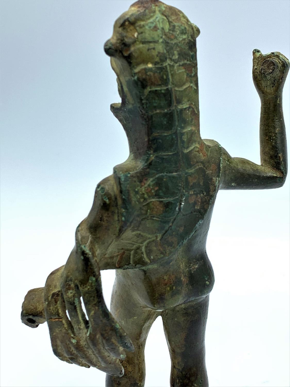 Early depiction of the lizard God in bronze, weighs 212g and is 12cm high. - Image 6 of 9