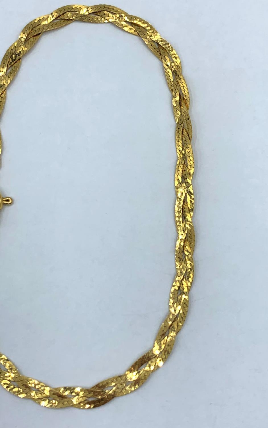 9ct yellow gold twist bracelet, weight 2.4g and 17cm long - Image 3 of 4