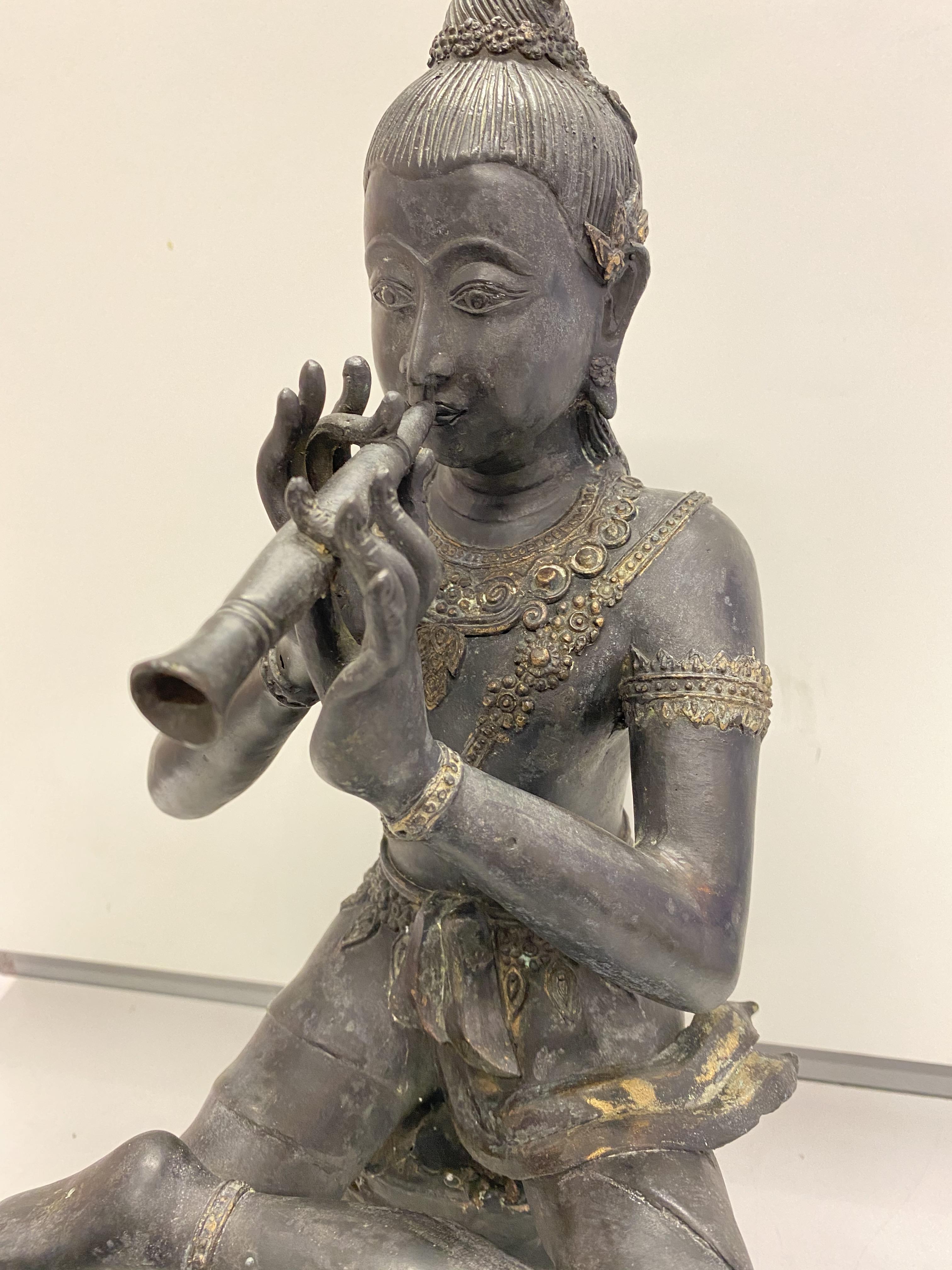 Large gilded bronze statue of angel /God / Buddha playing musical instrument. 48cm High 22cm Wide - Image 11 of 27