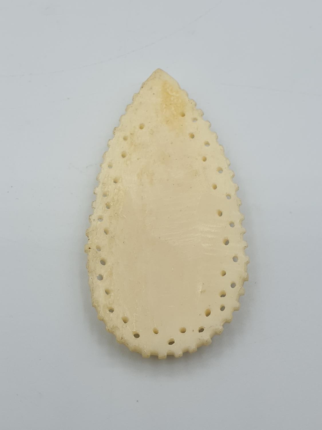 Ivory large pendant - Image 3 of 3