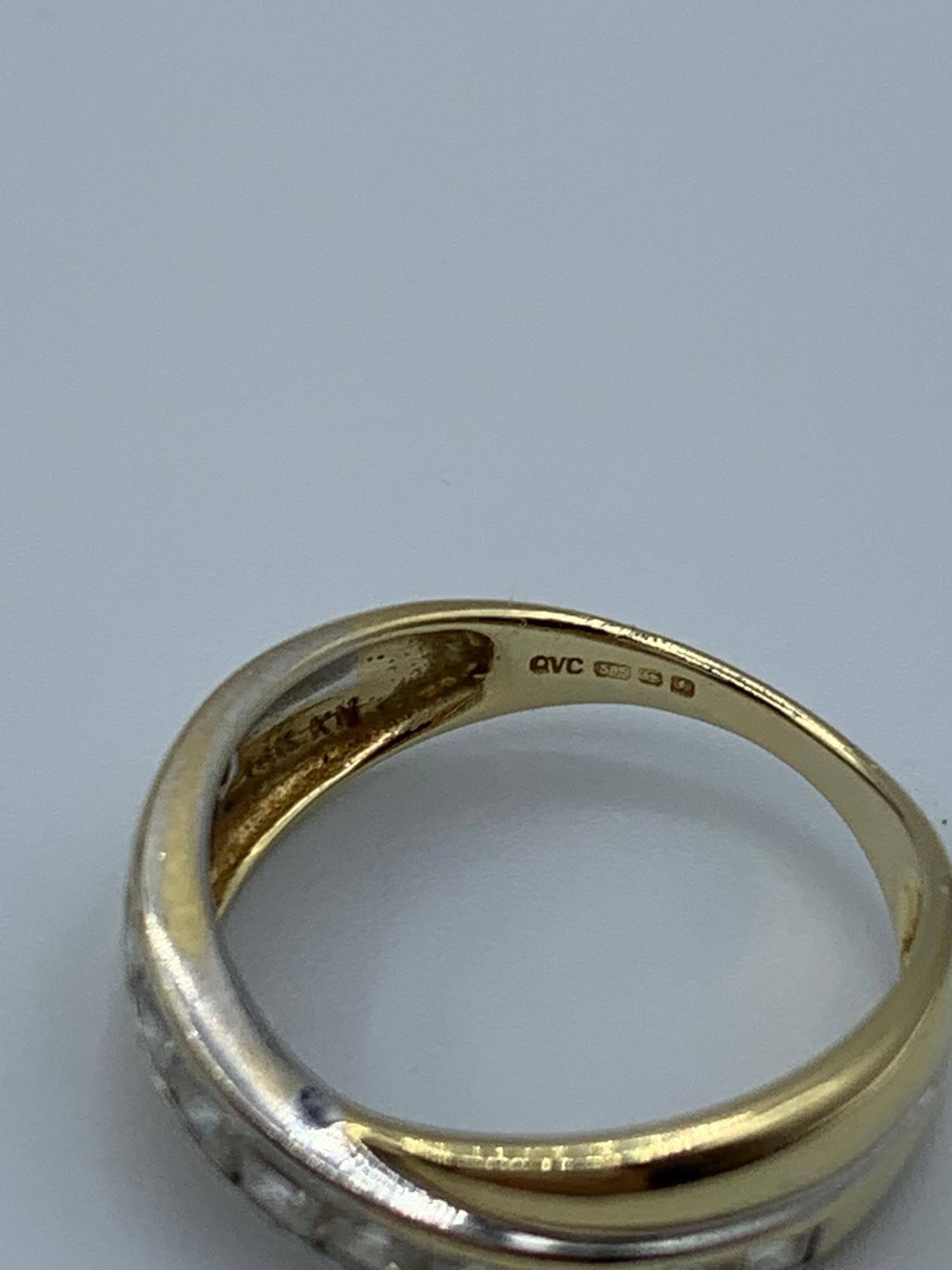 9ct yellow gold crossover ring, size K-L. - Image 5 of 6