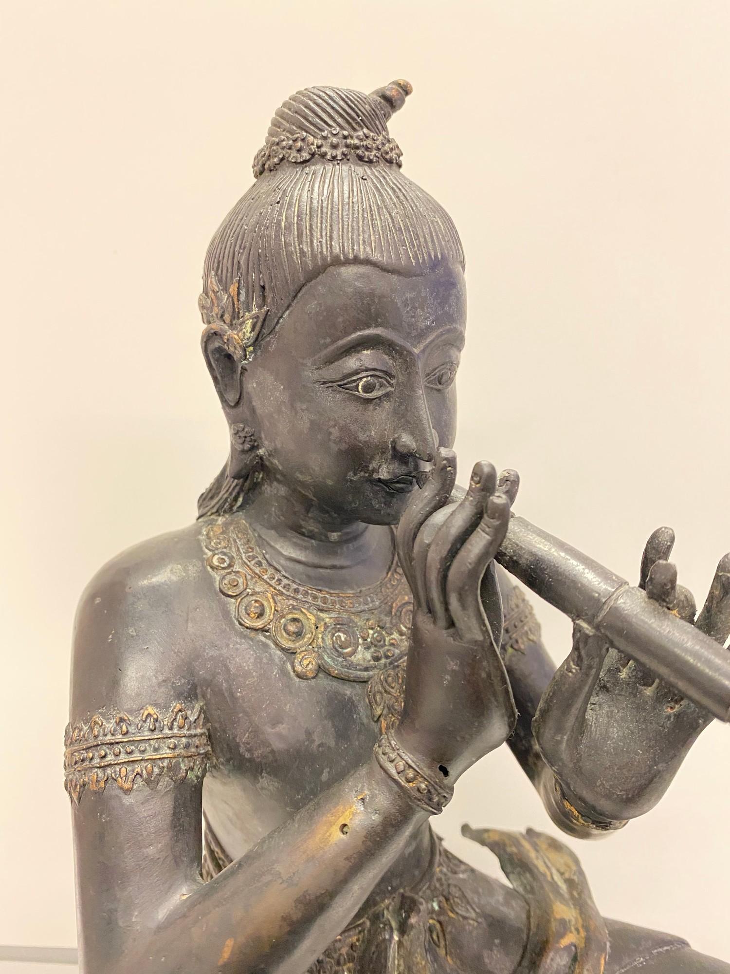 Large gilded bronze statue of angel /God / Buddha playing musical instrument. 48cm High 22cm Wide - Image 12 of 27