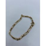 9k yellow gold curb bracelet, marked Italy 9ct, weight 2.73g and 18cm long approx