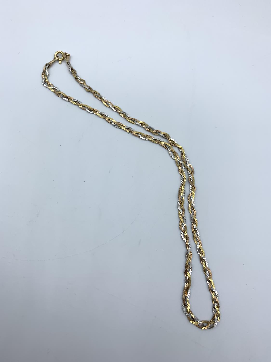 9ct 3 coloured gold flat plaited necklace, weight 5.2g and 18cm long approx