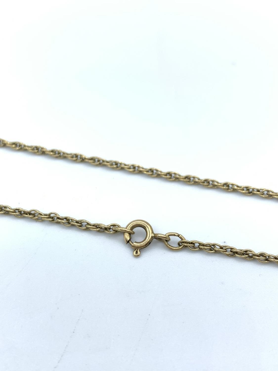 A Rose Gold 'Star of David' on a 40cm Necklace with an Additional Yellow Gold 'Hi' 4g. - Image 3 of 3