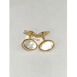 18K YELLOW GOLD CUFF LINKS WITH MOTHER OF PEARL, WEIGHT 8.3G ECN 158