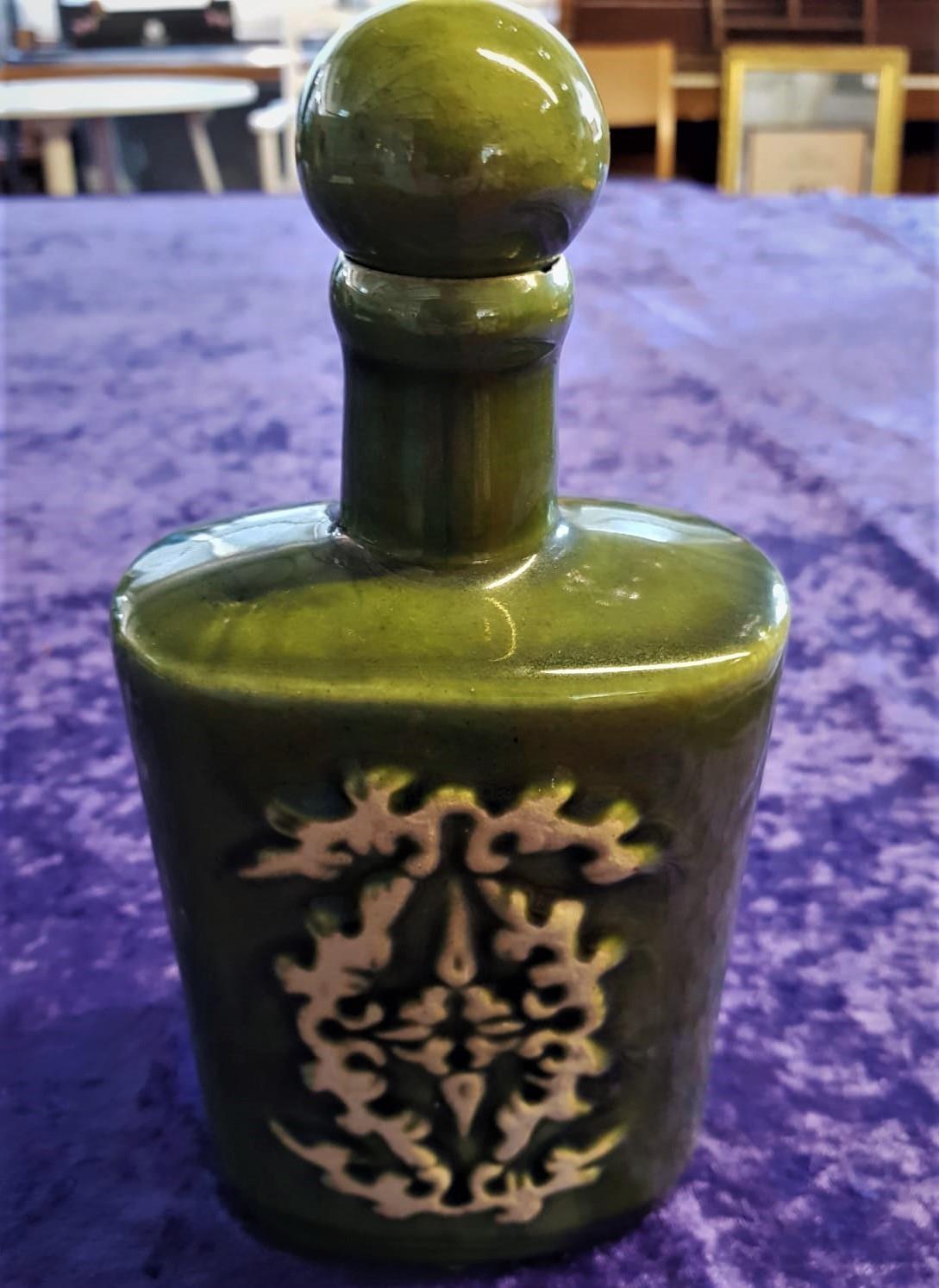 Chinese tea flask, 11cm x 24cm - Image 2 of 6