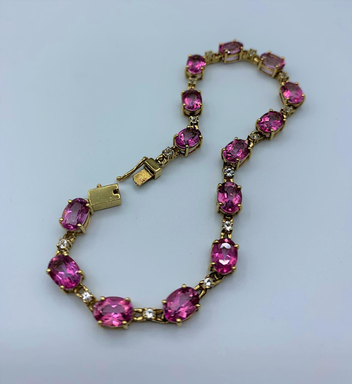 9ct gold attractive bracelet with pink stones, approx 15cm long and weight 8.5g - Image 8 of 8