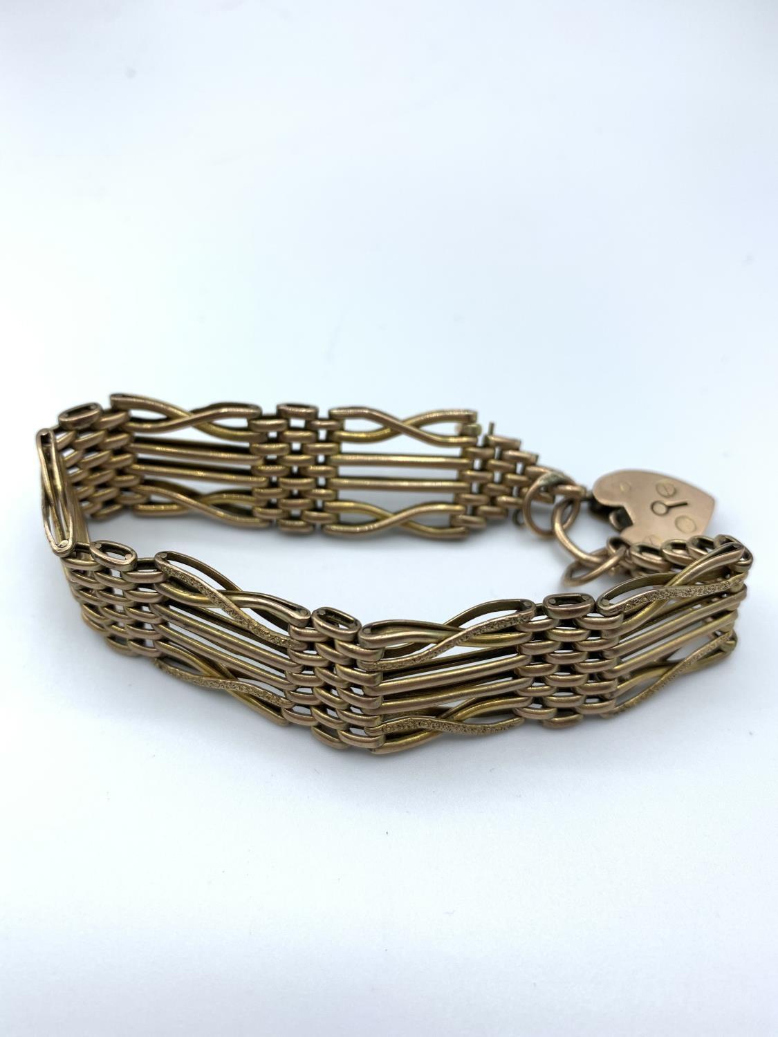 Vintage 9ct rose gold gate bracelet with padlock catch, weight 20.7g and 18cm long approx - Image 3 of 4