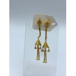 Pair of 22ct yellow gold drop earrings. weight 8.5g approx (3-2164 ref)