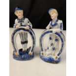 pair antique Staffordshire wedding bride & groom figures, with horseshoes (BOTH 15CM)