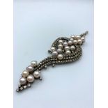 18CT WHITE GOLD DIAMOND AND PEARL JEWELLERY PIECE CAN BE CONVERTED INTO A BROOCH, PENDANT OR HAIR