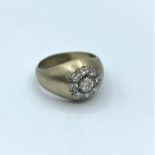 18ct White Gold modern floral Diamond Ring, weight 9.7g, Size P