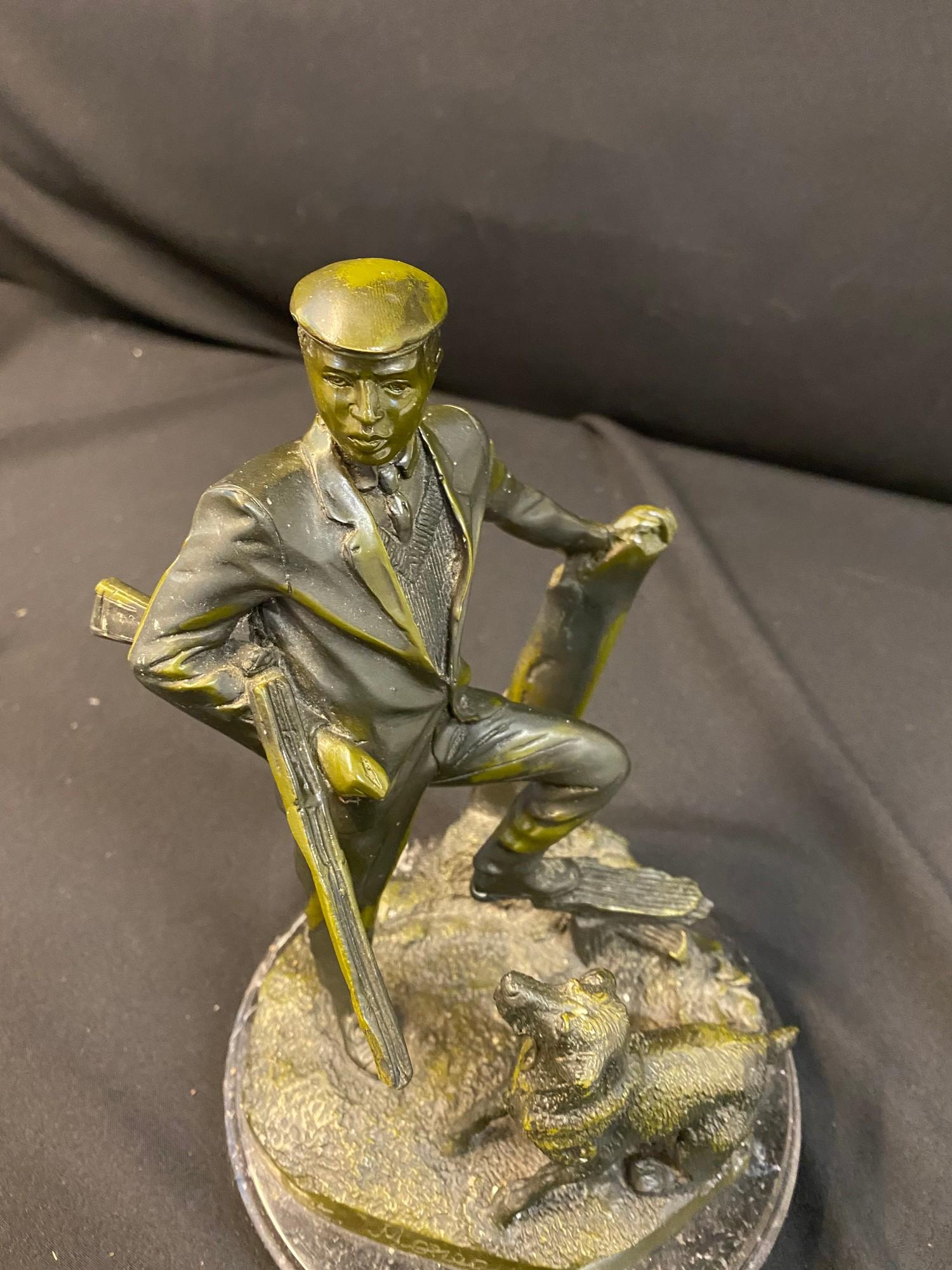 Bronze Sculpture of master with his Dog, 30cm tall, width 18cm, weight 6.3kg - Image 9 of 16