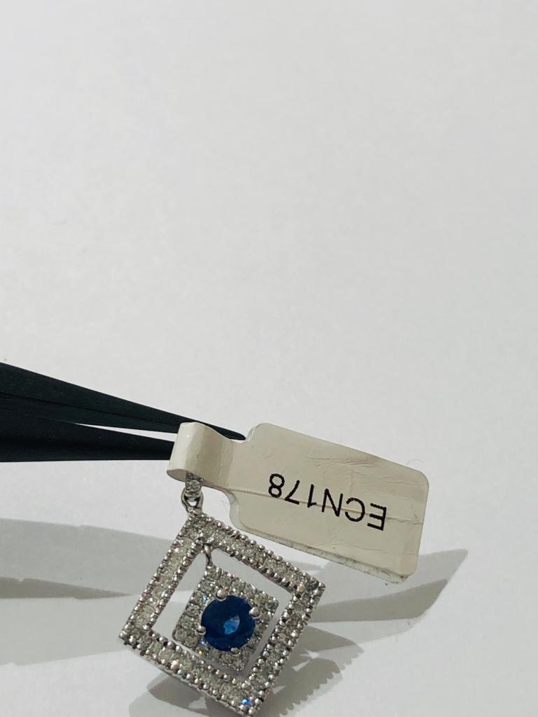 18k white Gold Pendant with 0.52ct Diamonds and Sapphires, weight 3.2g (ecn178) - Image 3 of 10