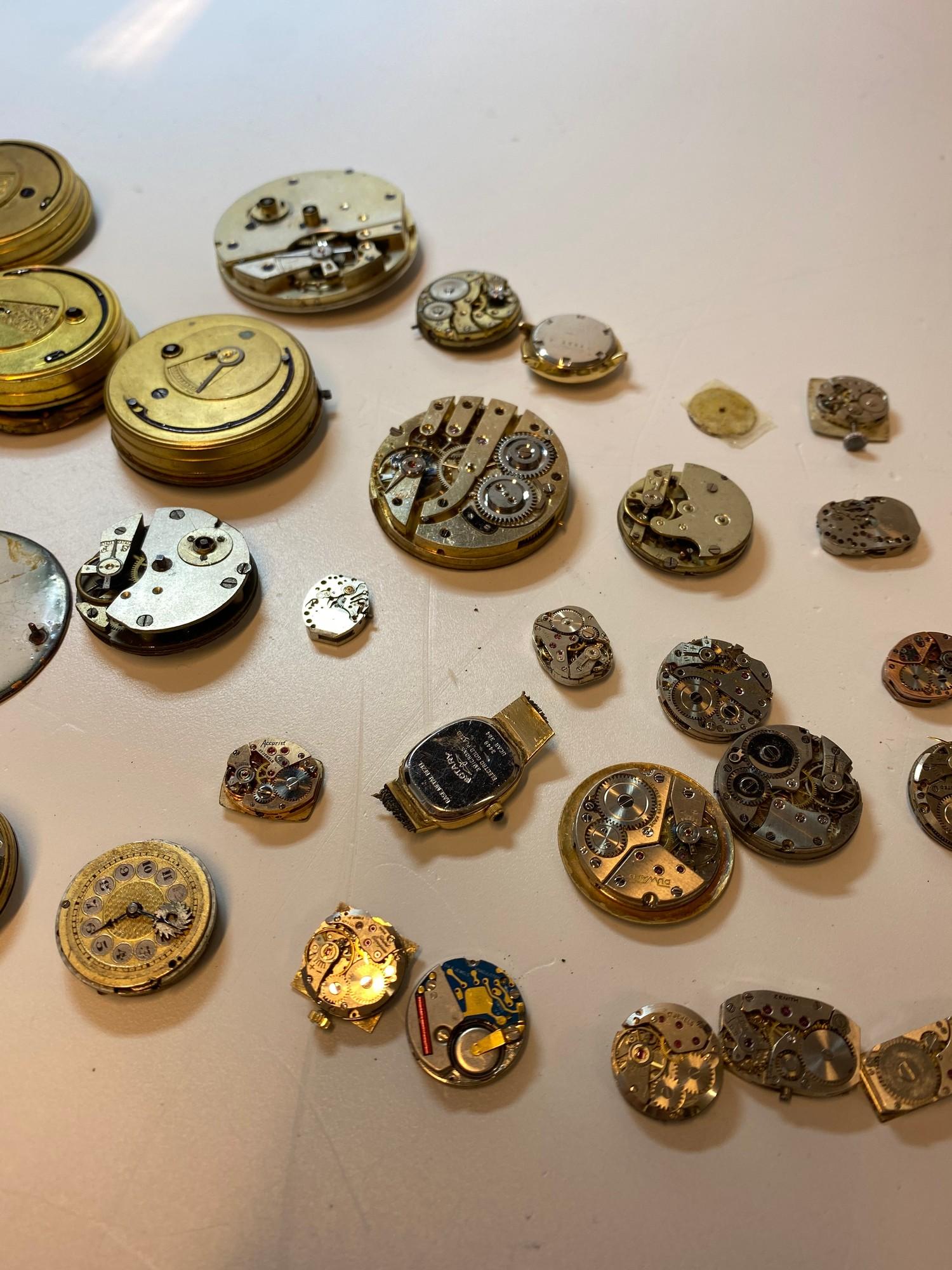 Collection of assorted Vintage Watch Movements and Parts, mostly Antique some modern - Image 5 of 7