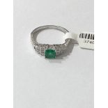 18k White Gold Ring with Emerald (4x4mm) and 0.24ct Diamonds, weight 2.58g and size N (ECNH03)