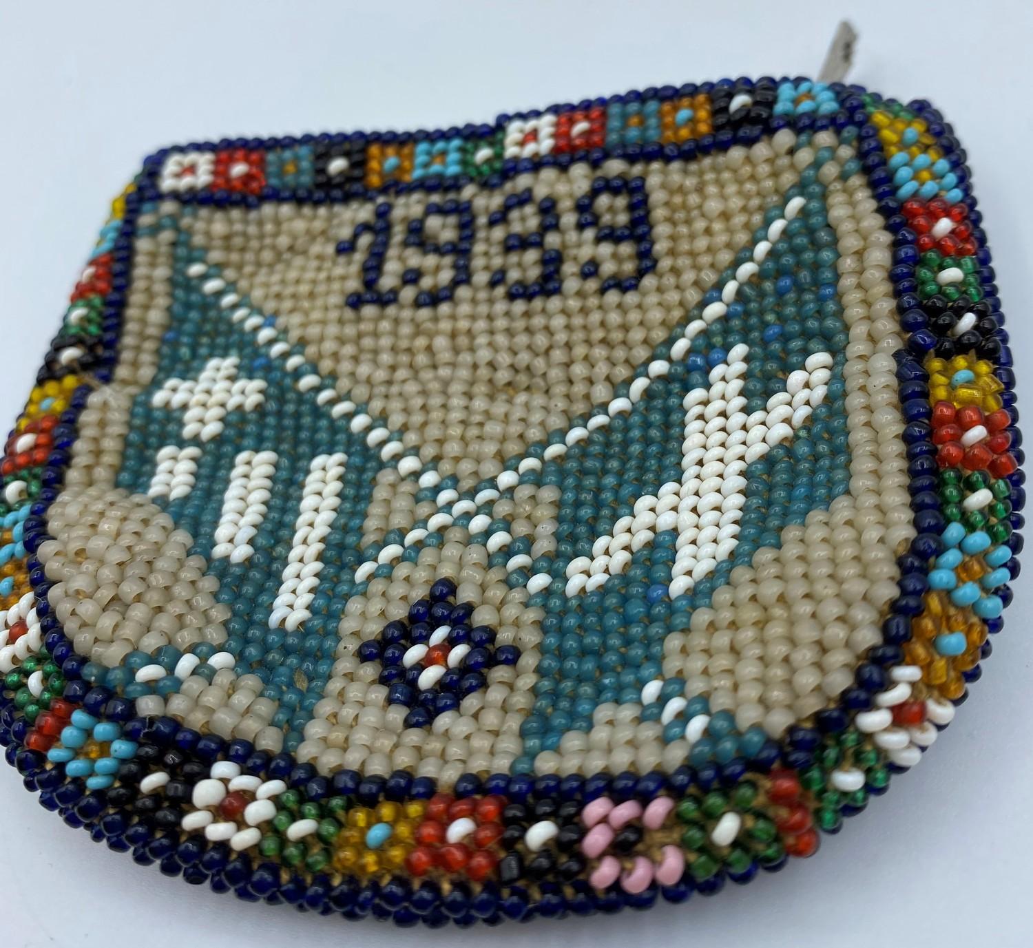 Italian - Nazi Relic. A Bead Work Purse Bearing Italian and Nazi and Flags with a 1939 Date. - Image 11 of 20