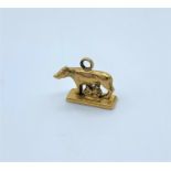 9ct Gold Charm Dog with her Pups Charm/Pendant, weight 1.5g