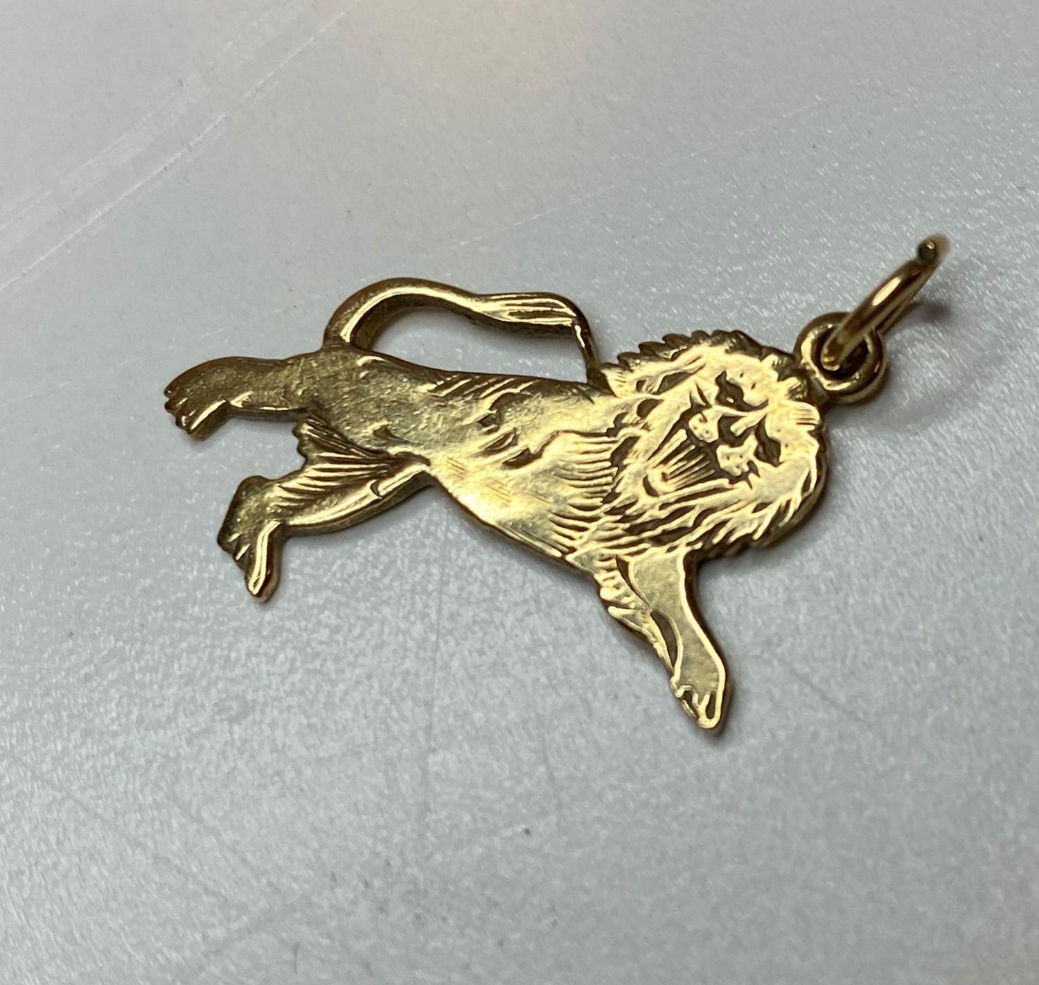 9CT Gold Lion Charm/Pendant, weight 2g approx