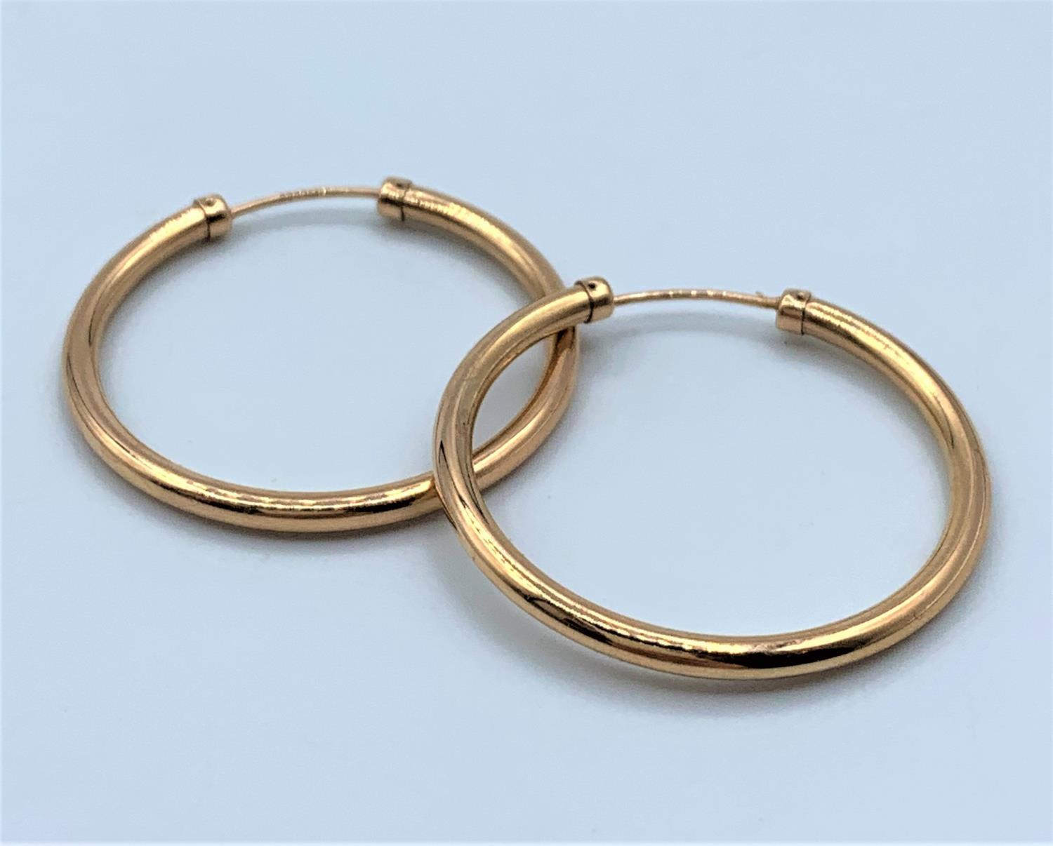 Pair of 9CT Rose Gold Hoop Earrings, 3cm diameter and 1.7g weight approx - Image 3 of 3