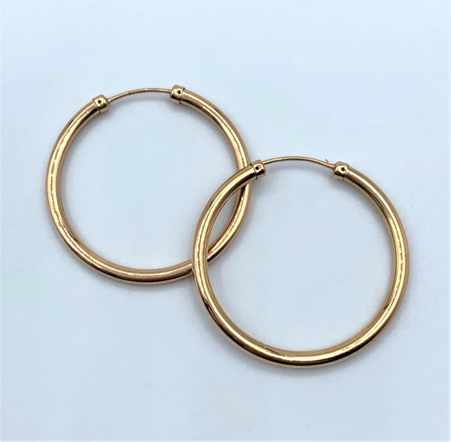 Pair of 9CT Rose Gold Hoop Earrings, 3cm diameter and 1.7g weight approx - Image 2 of 3