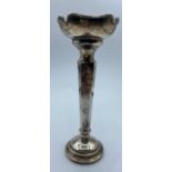 Silver Flower Vase from 1924 made in Birmingham, weight 153g and 18cm tall