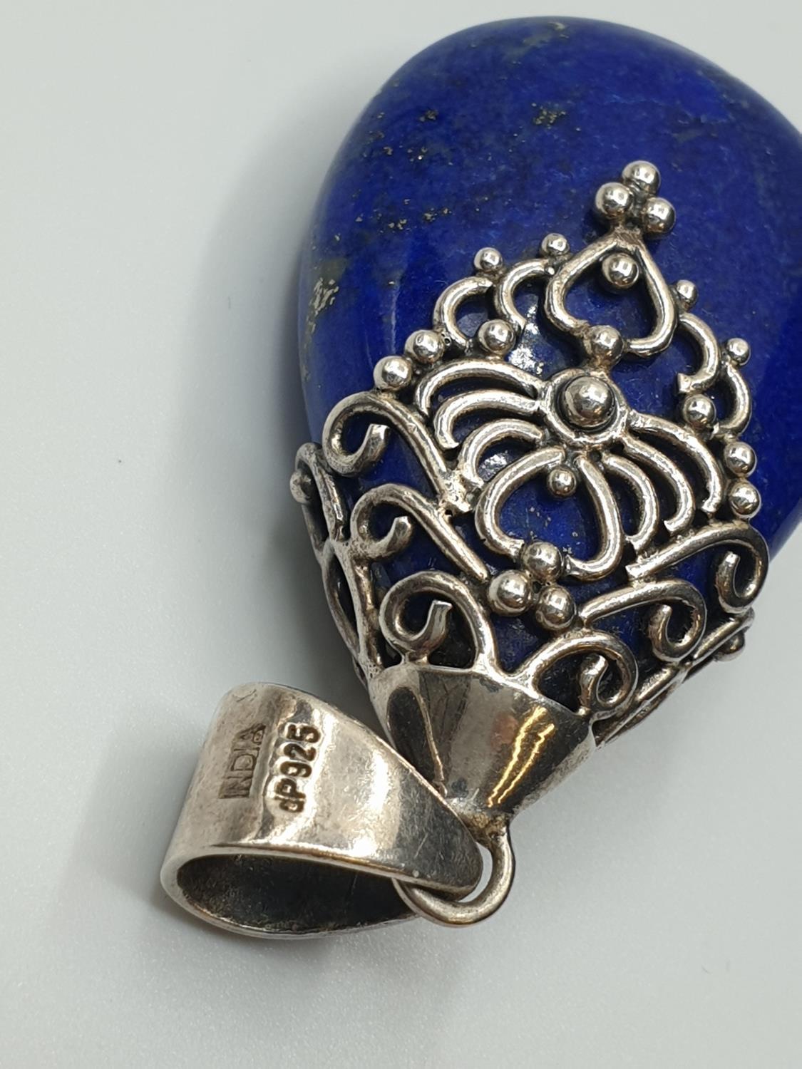 Silver and Sodalite Pendant having a large Pear shaped Royal blue Sodalite stone in a typical Indian - Image 4 of 5