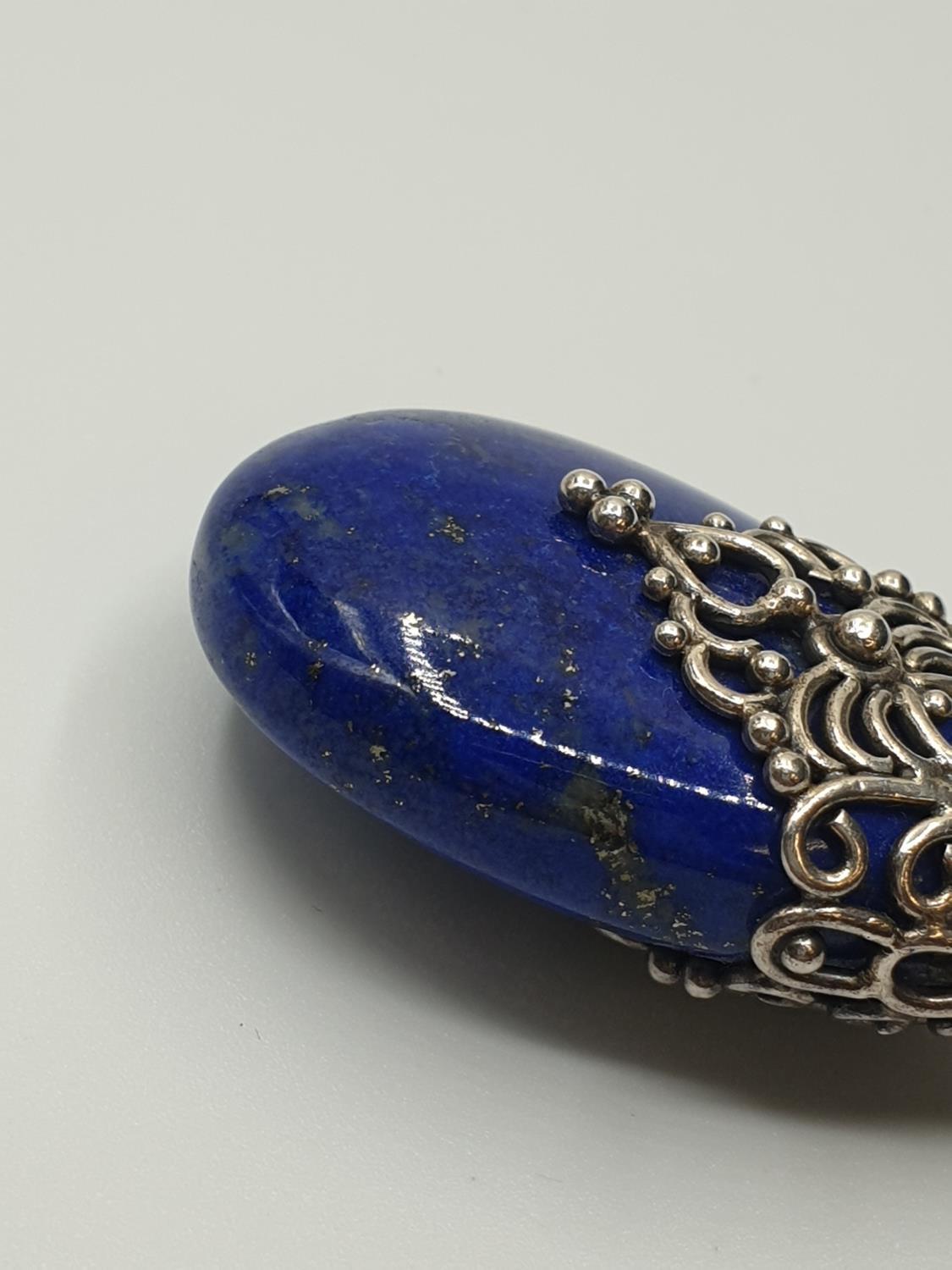 Silver and Sodalite Pendant having a large Pear shaped Royal blue Sodalite stone in a typical Indian - Image 5 of 5