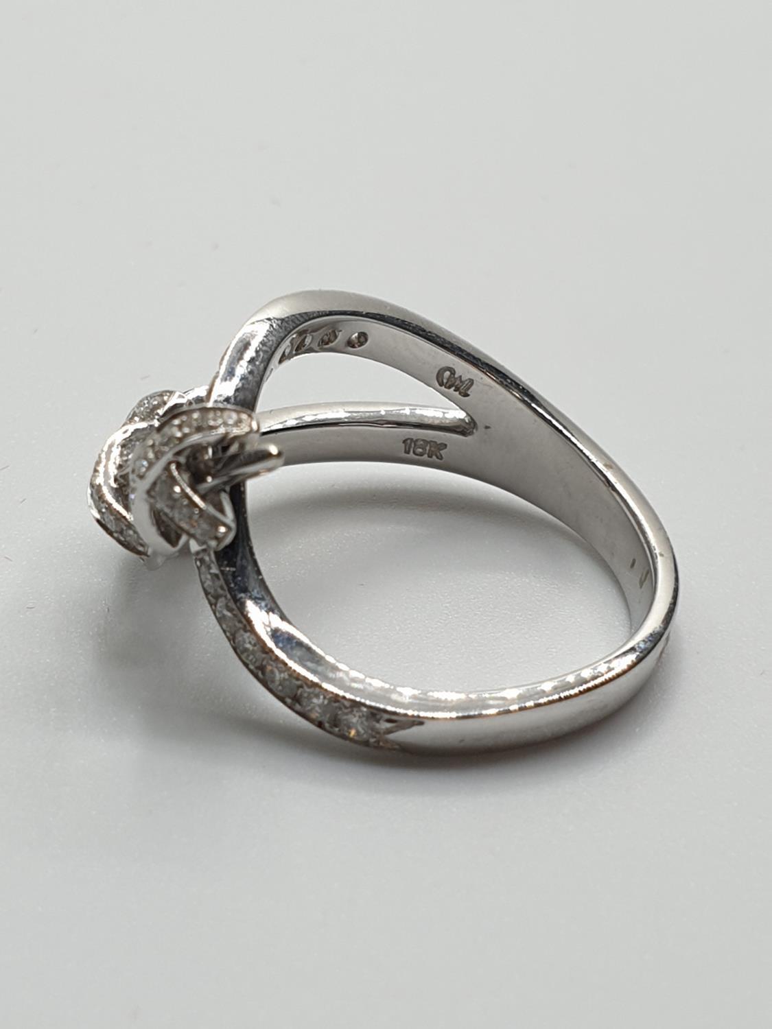 18ct White Gold Diamond Ring, weight 4.7g and approx 0.40ct diamonds, size J/K - Image 5 of 7