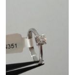 18K White Gold Ring with 0.40ct Diamond Solitaire Round Brilliant cut F/VVS, weight 3.15g and size N