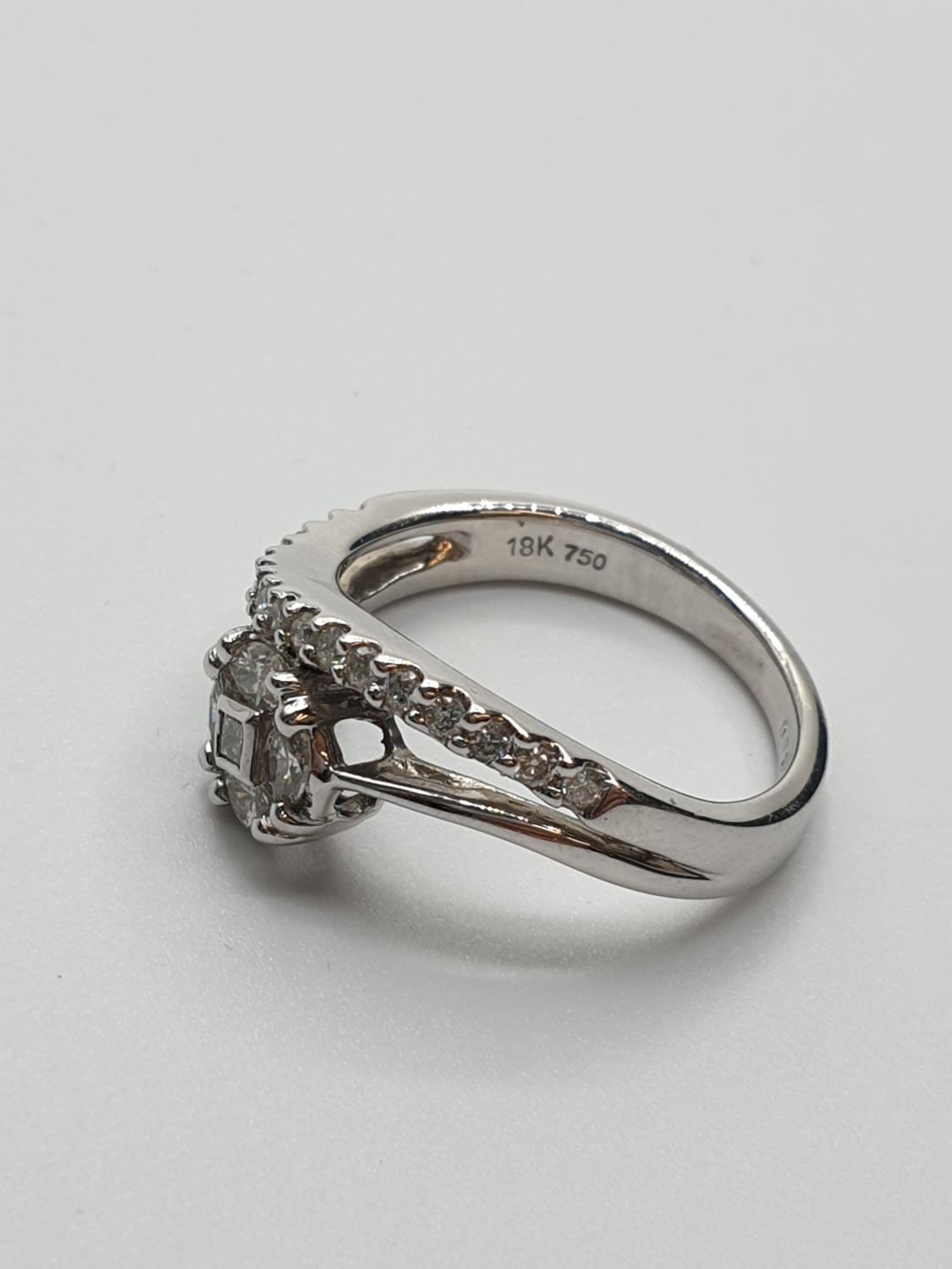 18ct White Gold Diamond Ring with 0.34ct diamonds, weight 4.5g and K/L - Image 4 of 5