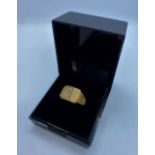 Twin Faced Signet Ring in 9ct Gold, 5.1g, Size T/U.