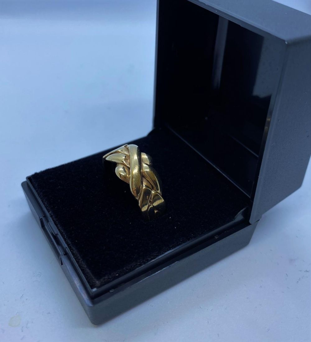 9ct Gold Puzzle Ring, 6.4g, Size T. - Image 2 of 4