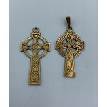 2 ornate 9ct Gold Irish Celtic Cross Pendants, weight 3.4g