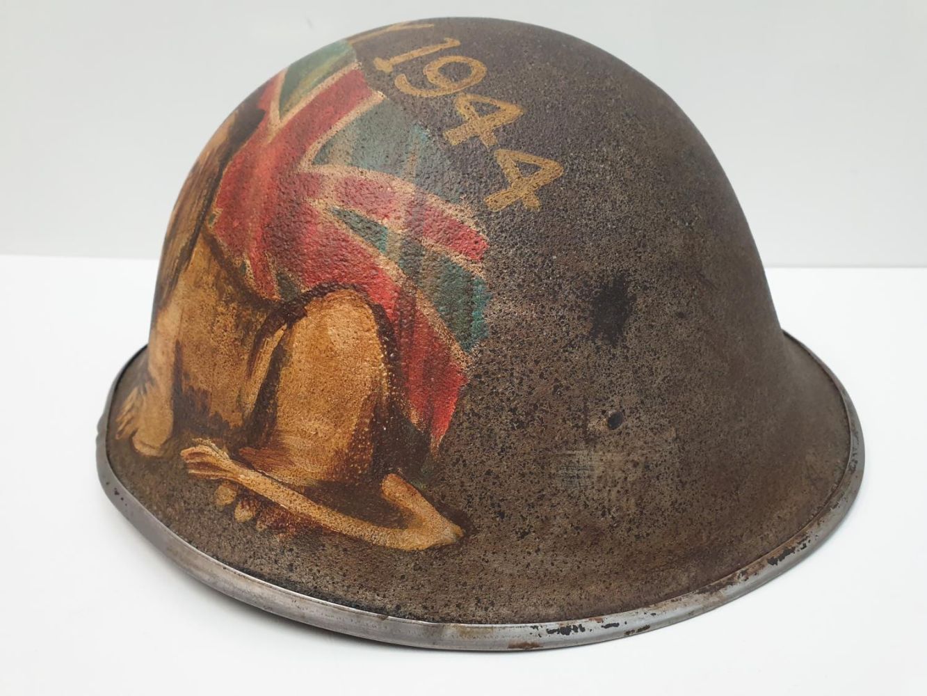 WW2 British 1944 ?Turtle? D-Day Helmet with post War Memorial painting - Image 2 of 4