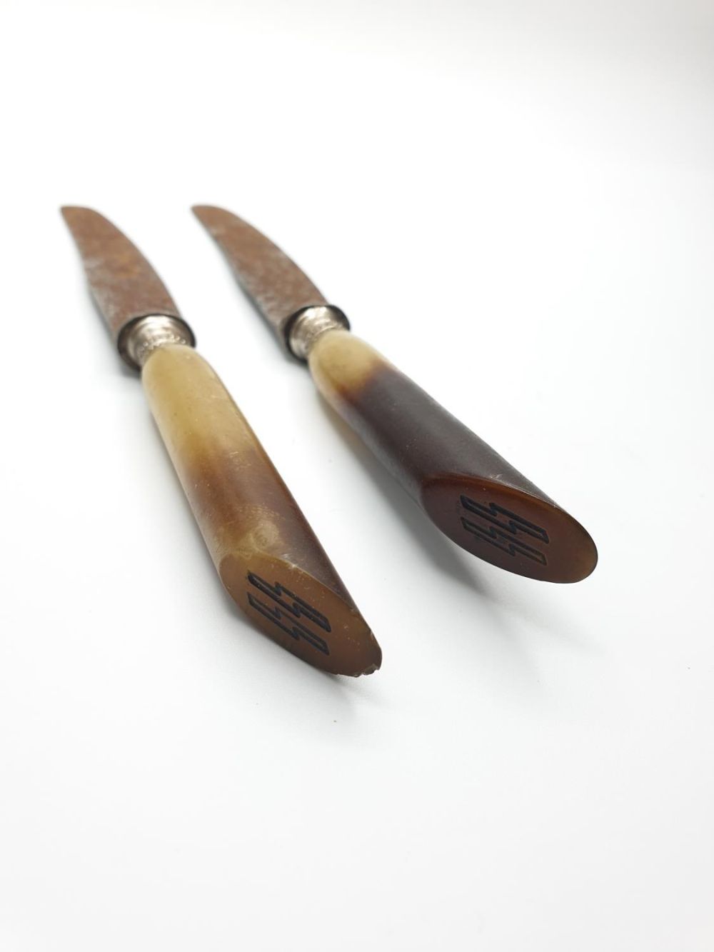 2 x WW2 Waffen SS Horn Handled Dinner Knives (2) - Image 3 of 3