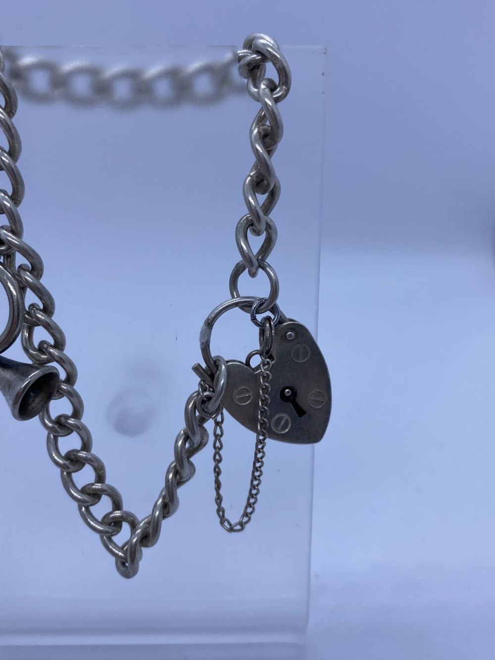 Silver Bracelet with Bugle Charm & Heart Padlock, 17.6g, 18cms. - Image 3 of 4
