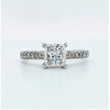 Platinum ring with 1ct Diamond centre (D/SI1) and 0.17cts diamonds on shoulders, weight 3.14g and