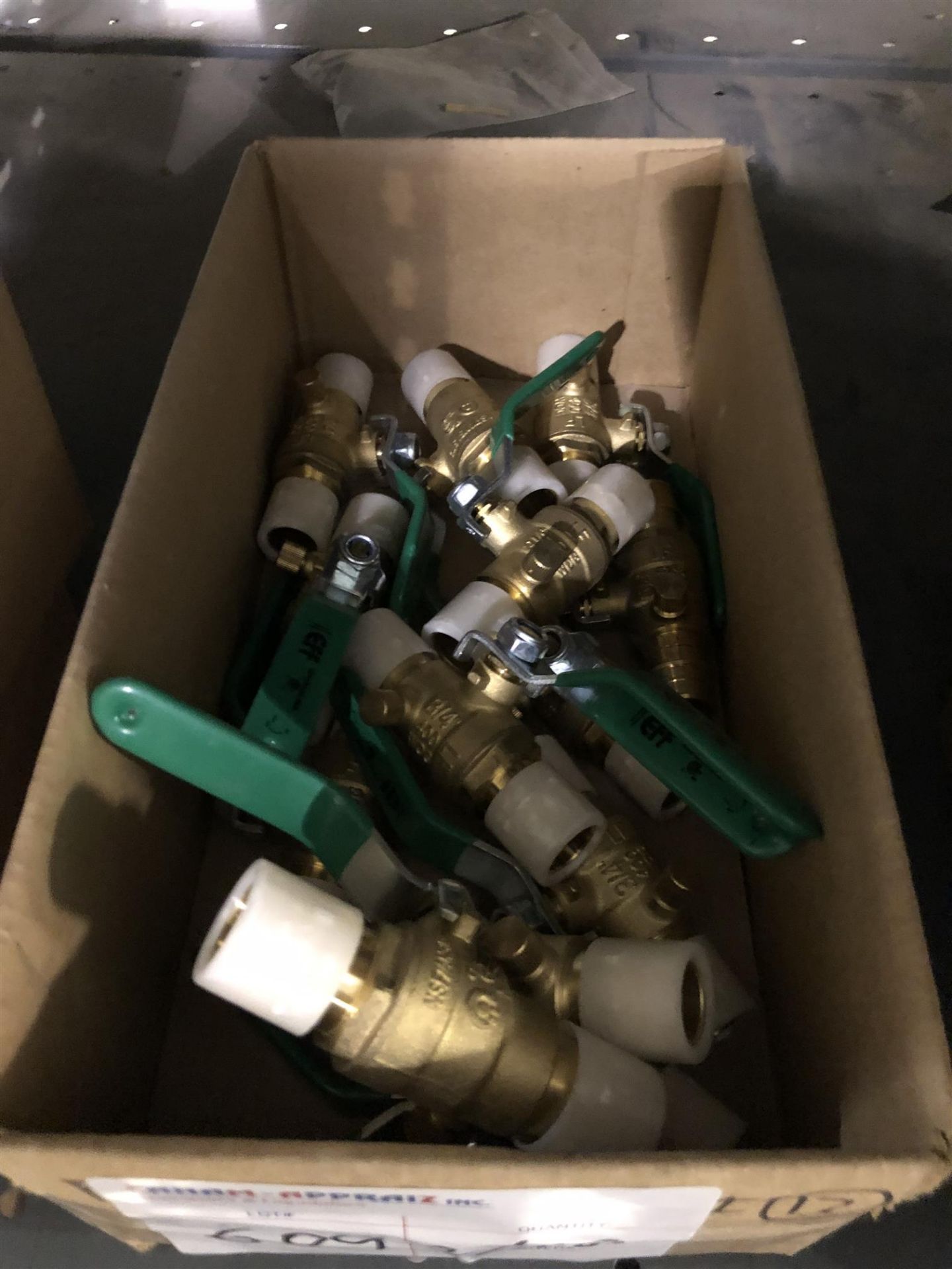 MIXED LOT - ASSORTED BALL VALVES - 18PCS - Image 2 of 3