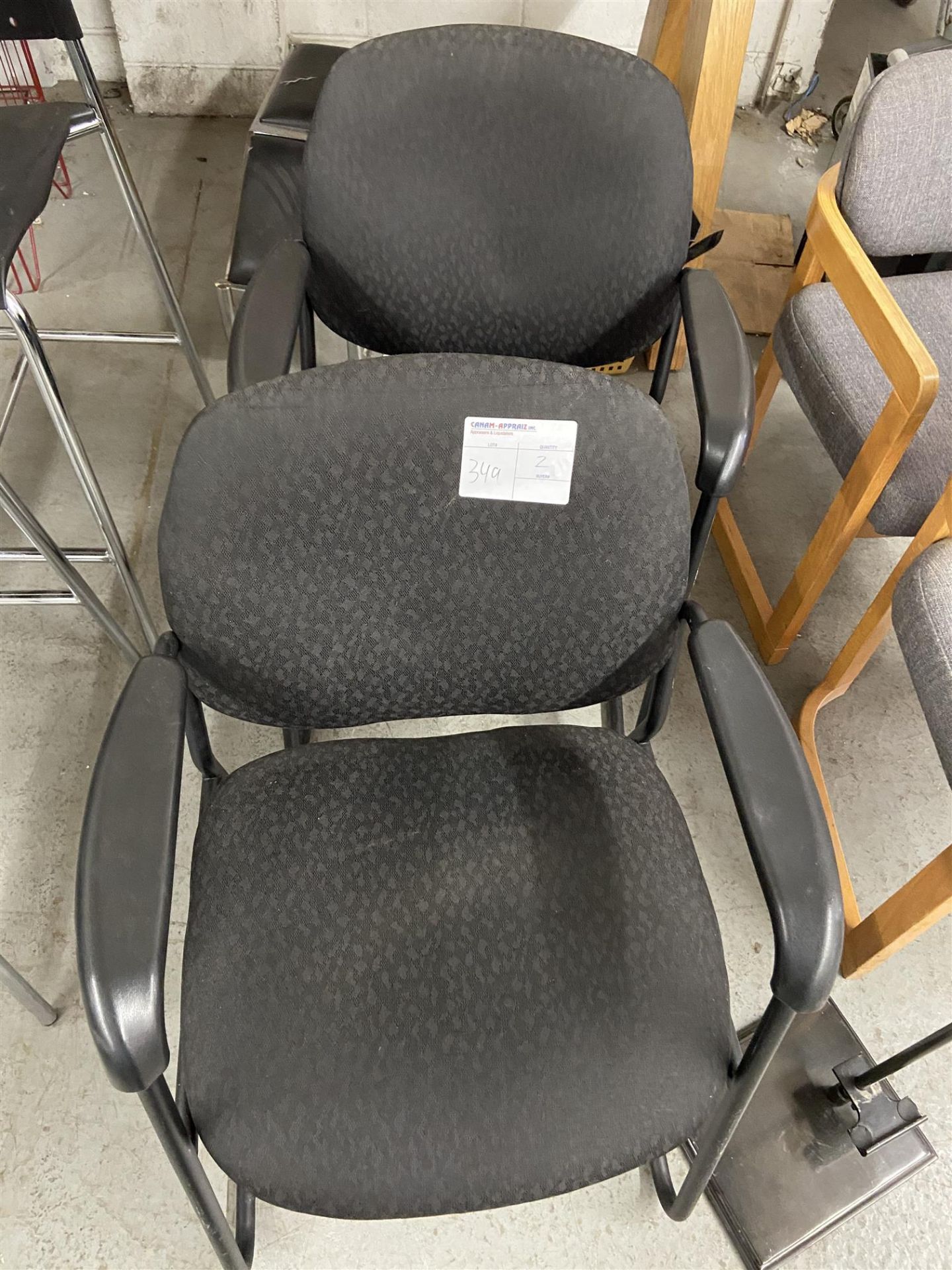 BLACK GUEST CHAIR W/ ARMS - 2PCS