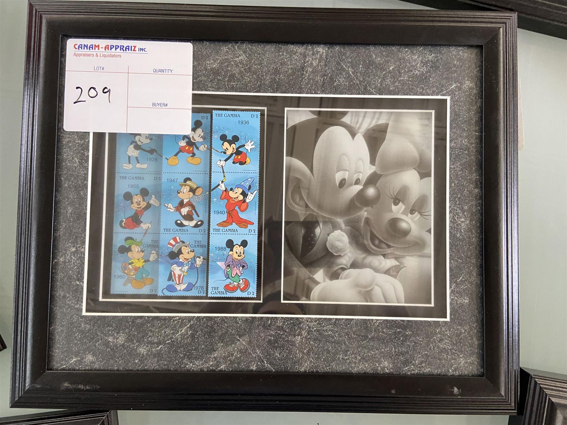 POST MASTERS, LIMITED EDITION DECORATIVE COLLECTABLES, MICKEY AND MINNIE MOUSE