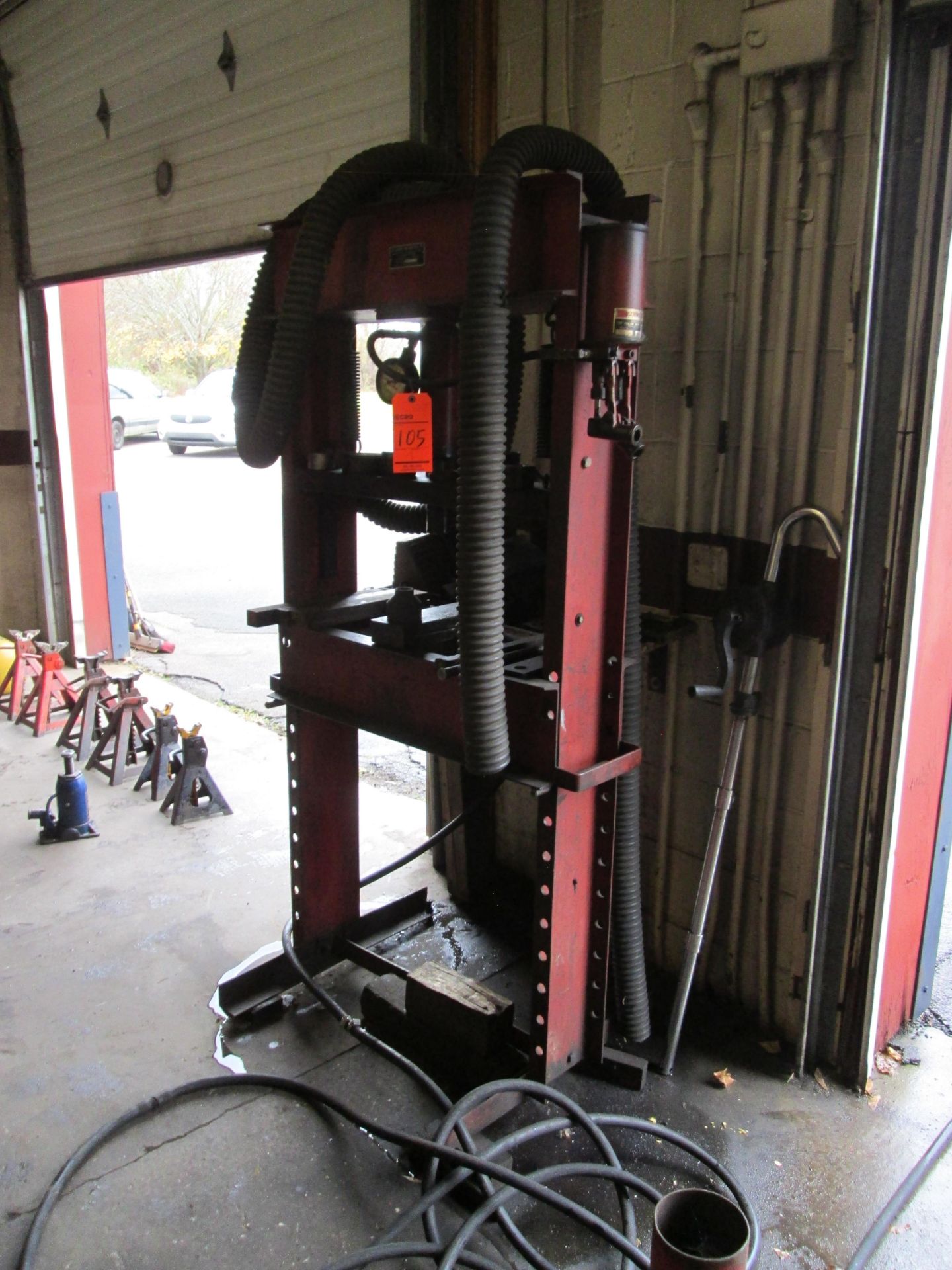 Red Arrow Tow Bar Mfg. Co. hydraulic press, H-frame type, 20 ton cap., m/n, s/n not available - Image 3 of 3