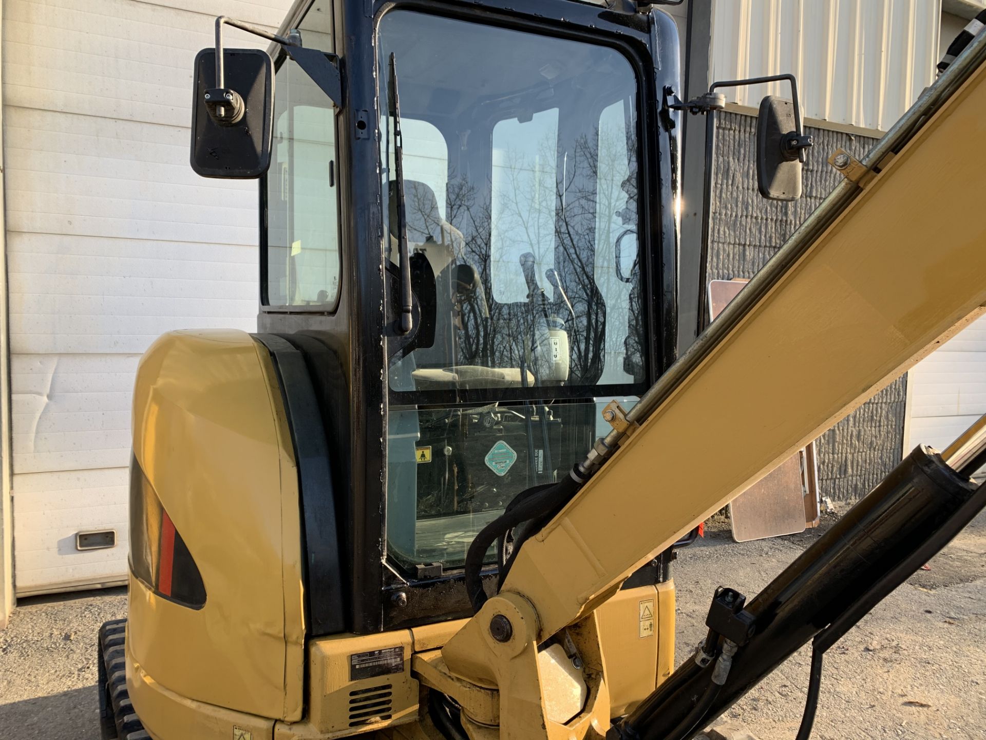 2011 Cat 303CCR excavator with cab, 2,700 hours, s/n OBXT03964 - Image 5 of 7