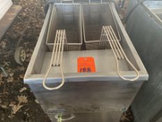 Pitco fryer with 2 baskets