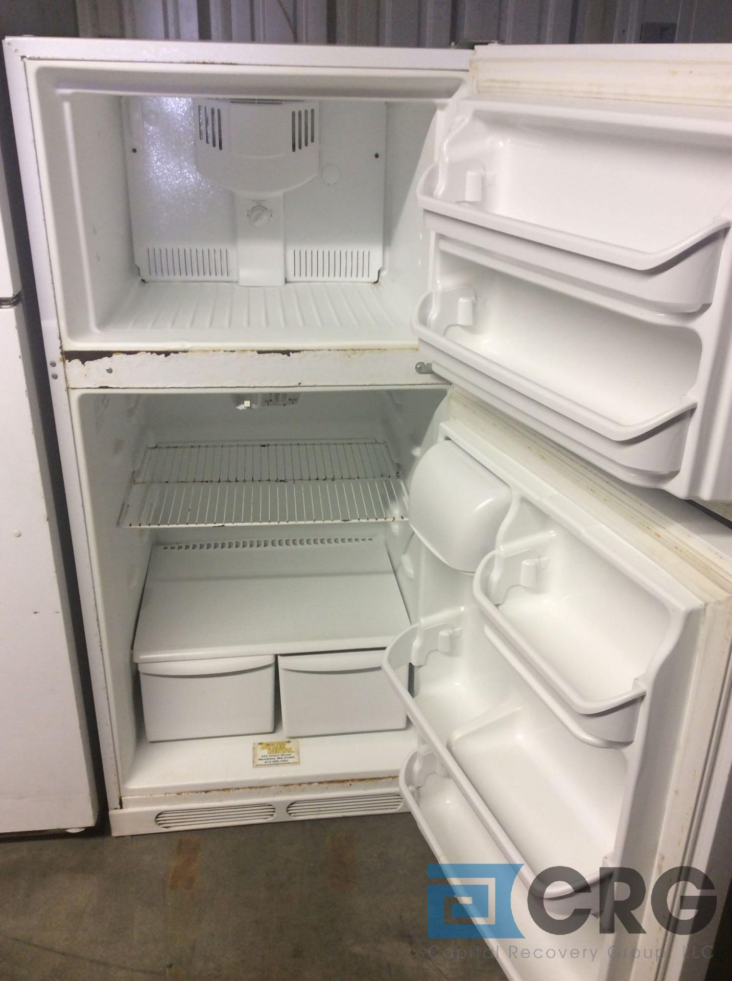 Frigidaire refrigerator / freezer, 1 phase - Image 2 of 2