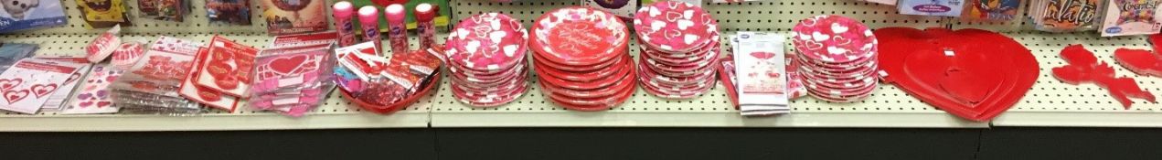 Lot of asst Valentines Day decor