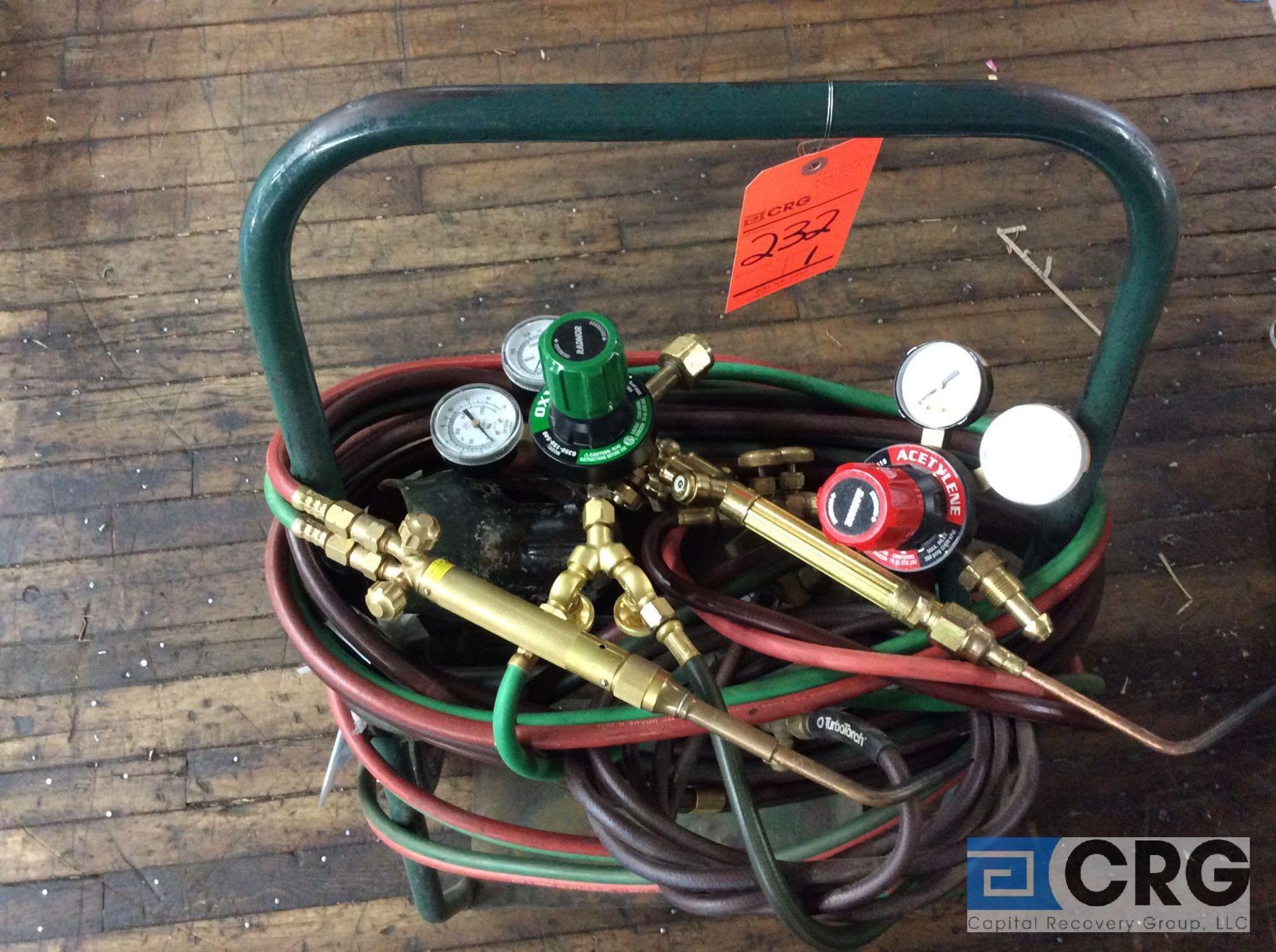 Oxy/Accet welding cart with regulator, hose and welding gun - Image 2 of 2