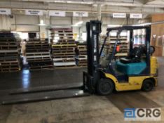 Komatsu FG25 ST-12 solid tire LP forklift, 4,500# capacity, 188 in. mast with side shift, 11,375