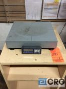 Lot of (2) scales including (1) Mettler Toledo scale, and (1) Setra super count high resolution